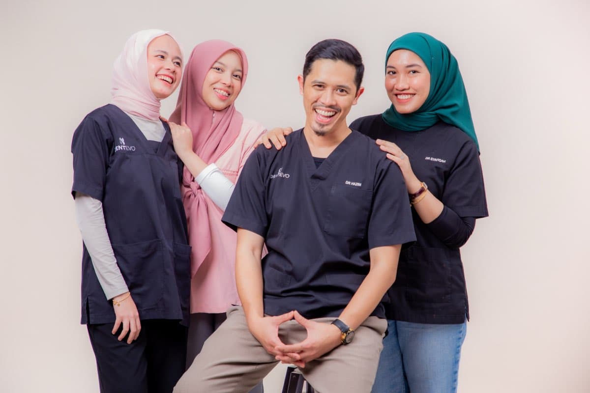 Doktor & Kakitangan Berpengalaman